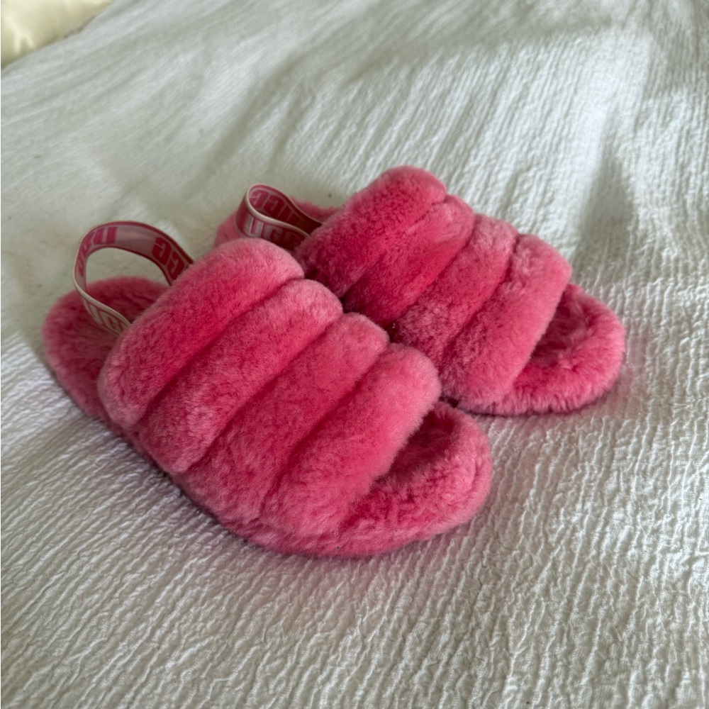 UGG Pink Fluffy Women's Slippers
